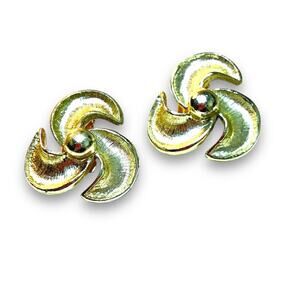JUDY LEE VINTAGE 1950 MID CENTURY FAUX GOLDTONE PINWHEEL DESIGN CLIP ON EARRINGS